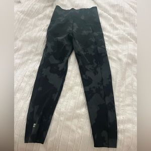 weary betty black camo leggings size 6